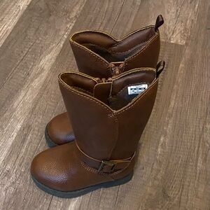 Oshkosh toddler boots